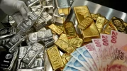 Altın ve gümüşte tarihi zirve: Ons altın 5 bin doları aştı