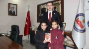 Hicarcıklı Minikler Kaymakam Atam’ı Kitap Okuma Etkinliğine Davet Etti