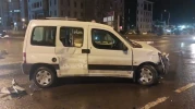 Kütahya Tavşanlı’da Ambulans ile Otomobil Çarpıştı: 1 Yaralı