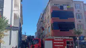 Gelibolu'da apartman dairesinde çıkan yangın paniğe neden oldu