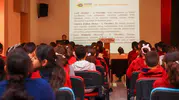 Erzincan'da ortaokullu öğrencilere uygulamalı çevre ve geri dönüşüm eğitimi