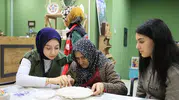 Erzincan'da kuşaklar arası bağ seramik atölyesinde güçlendi