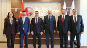 Bakan Göktaş'tan spor odaklı sosyal dönüşüm hamlesi: Masa tenisi ile kuşaklar arası bağ güçlenecek