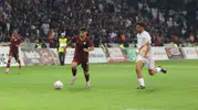 Elazığspor evinde şok yaşadı: Çorluspor 1947 son dakikada güldü