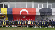 Fenerbahçe'de Göztepe mesaisi: Dirk Kuyt yönetiminde taktik prova