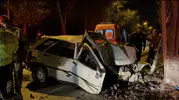 Bursa'da gece yarısı kaza: Arkadaşının otomobiliyle duvara çarptı
