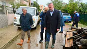 Karacabey'de sağanak alarmı: Belediye ekipleri beş mahallede teyakkuza geçti