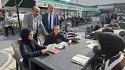 Orhaneli'de meydanlar kitap okuma alanına dönüştü