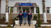 Hırsızlık hükümlüsü jandarmanın takibinden kaçamadı