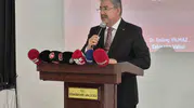 Vali Yılmaz’dan muhtarlara çağrı: Eskişehir’de çalınmadık kapı, sahipsiz vatandaş kalmasın
