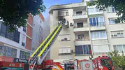 Kumluca'da apartman yangını: İtfaiye ekipleri hatalı park engeline takıldı