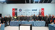 Kocaeli'de sağanak mesaisi: Vali Aktaş ve Başkan Büyükakın kriz merkezinde buluştu