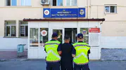 Uşak'ta jandarma operasyonu: Kesinleşmiş hapis cezası olan 25 firari yakalandı