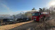 Erikleryurdu köyünde çöplükten sıçrayan alevler ormanlık alana ulaştı