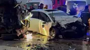 Aksaray yolunda şiddetli çarpışma: İki sürücü de ağır yaralandı