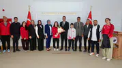 Üzümlü'de minderin genç yıldızları Kaymakam Hökelekli ile bir araya geldi
