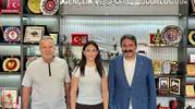 Eskişehirli Öğrenci Bilek Güreşinde Başarıyla Kampa Gidiyor
