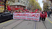 Eskişehir’de Cumhuriyet Yürüyüşüne Yüzlerce Kişi Katıldı