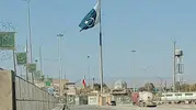 Pakistan’ın Sınır Kararı Ticareti Etkiledi: Tırlar Bekliyor