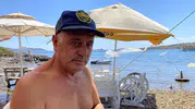 Yalancı Boğaz'da akıntıya kapılan tatilciyi işletmeci botla kurtardı