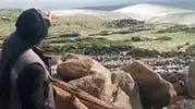 Arpaçay'da dolu yağışı yayladakileri vurdu: Fındık büyüklüğündeki taneler çevreyi beyaza bürüdü
