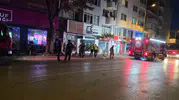 Bursa'da geri dönüşüm deposunda yangın: Apartman sakinleri dumanla panik yaşadı