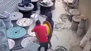 Konteyner kentte 200 bin TL'lik kablo hırsızlığı: 7 şüpheli suçüstü yakalanıp tutuklandı