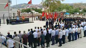 Gölbaşı'nda 30 Ağustos coşkusu: Anıta çelenk, makamda tebrik