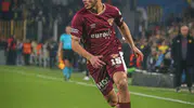 Göztepe'de sol bek ayrılığı: Amin Cherni Fransa yolcusu