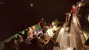 Seferihisar açıklarında gece operasyonu: 31 düzensiz göçmen yakalandı