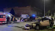 Kayseri'de Sivas Caddesi'nde taksi ile otomobil çarpıştı: Refüje çıkan araçta bir kişi yaralandı