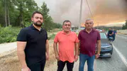 Aksu'da orman yangınıyla mücadele: Rüzgarın yön değiştirmesi ekipleri zorluyor