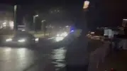 Bursa-Mudanya yolunda kaza: Gençlerin refleksi olası bir faciayı önledi