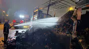 Mersin'den gelen sebze yüklü kamyon Kayseri'de alevlere teslim oldu