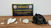 Antakya'da polisten kaçmaya çalışan 3 şüpheli uyuşturucuyla yakayı ele verdi