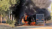 Dalaman'da belediye aracında çıkan yangın ormana sıçramadan söndürüldü