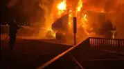 Kars'ta seyir halindeki tır bir anda alev topuna döndü
