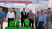 Şaphane'de meyve bahçeleri için dev destek: 4 ton bordo bulamacı üreticiye ulaştı