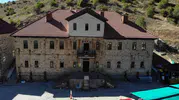 Gümüşhane'nin asırlık lezzeti kuşburnu çorbası tarihi konaklarda yeniden hayat buluyor