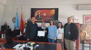 Özel çocuk annesi Nezahat Örek'in 7 aylık azim dolu okuryazarlık zaferi