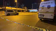Esenyurt'ta korsan taksi denetimi kanlı bitti: Sürücü önce polisi vurdu sonra intihara kalkıştı