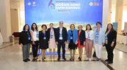 Doğum sonu bakımda dijital dönüşüm ve yapay zekâ dönemi Niğde'de masaya yatırıldı