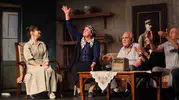 Alzheimer hastası büyüklerin sahne performansı izleyenleri mest etti