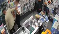 Havaya Ateş Edip Dükkâna Sığınan Çocuk, Kendisini Takip Edenlerce Darp Edildi