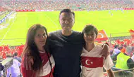 Hatipoğlu, Türkiye-Fransa Maçını Tribünden Takip Etti