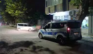 Selam bahanesiyle önünü kestikleri genç kızı darp edip 75 bin lirasını çaldılar