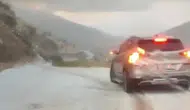 Pütürge'de aniden bastıran dolu yağışı ulaşımı durma noktasına getirdi
