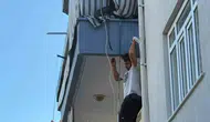 Antalya'da evini ateşe veren ev sahibi dehşet saçtı: Kiracı kediyi kurtarmak için alevlere daldı