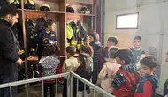 Minik öğrencilerden itfaiye merkezine meraklı ziyaret