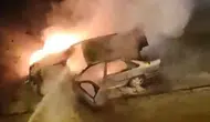 Melikgazi'de park halindeki araç küle döndü: Yangın anı kamerada